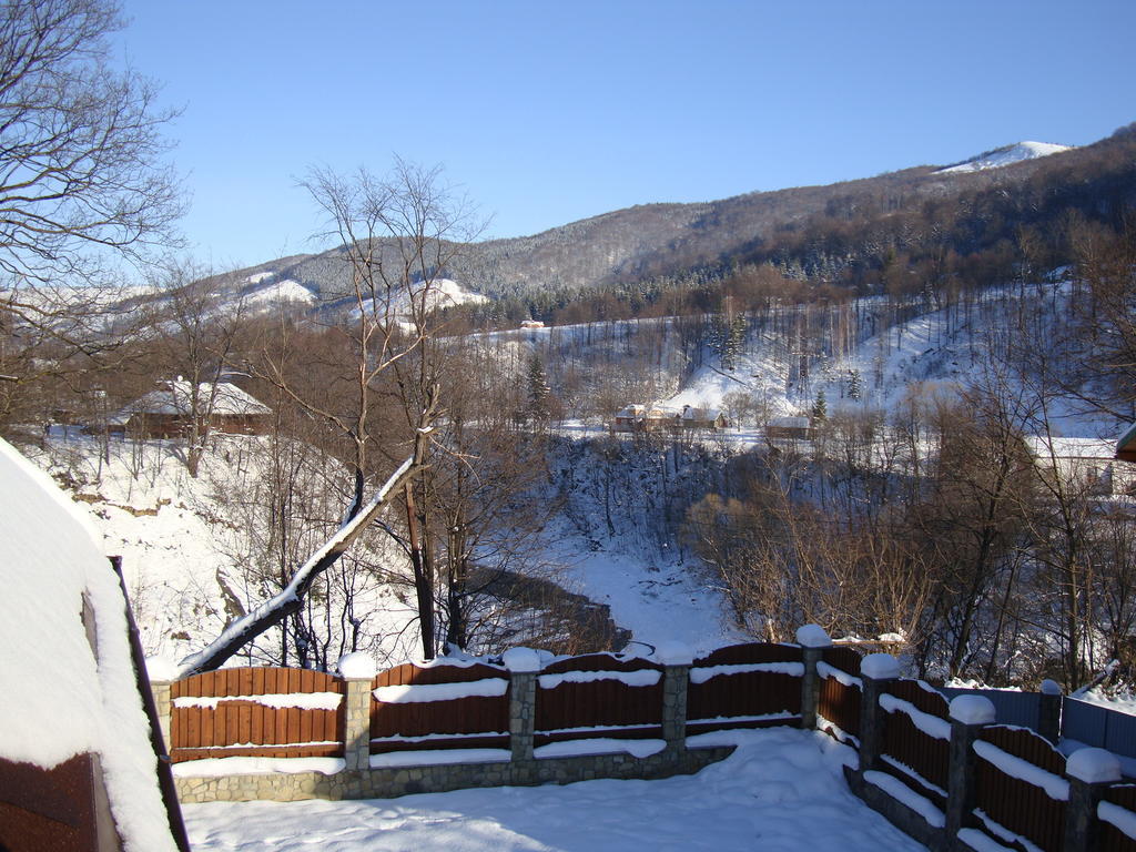 Котедж Гірський Jaremtsche Exterior foto